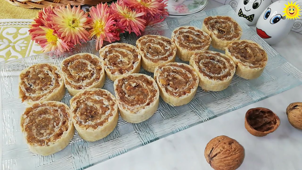 Rolat u oblandi sa suvim voćem i orasima - postan kolač / Kuhinja Sunčane Staze