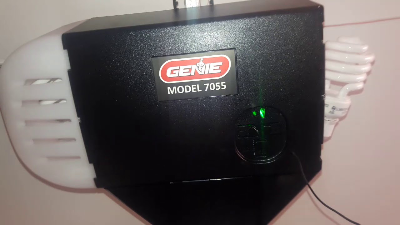 Genie Garage Door opener 7055