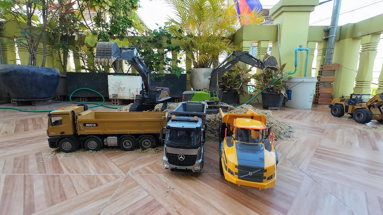 Aksi #5 RC Construction Teamwork! Huina 1536 & 1593 Kuasai Lokasi Saat Huina 1583 dan Volvo Bekerja