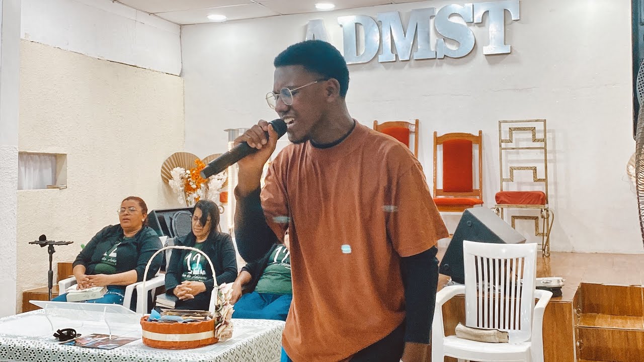 VEJA A SIMPLICIDADE NESSA ADORAÇÃO ❤️‍🔥🥹 - Vitor Silva 