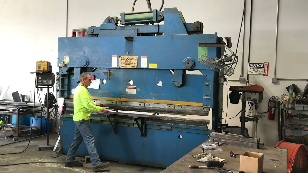 De Laurice 175 Ton 10' CNC Hydraulic Press Brake w/ Hurco Autobend 6 Back Gauge