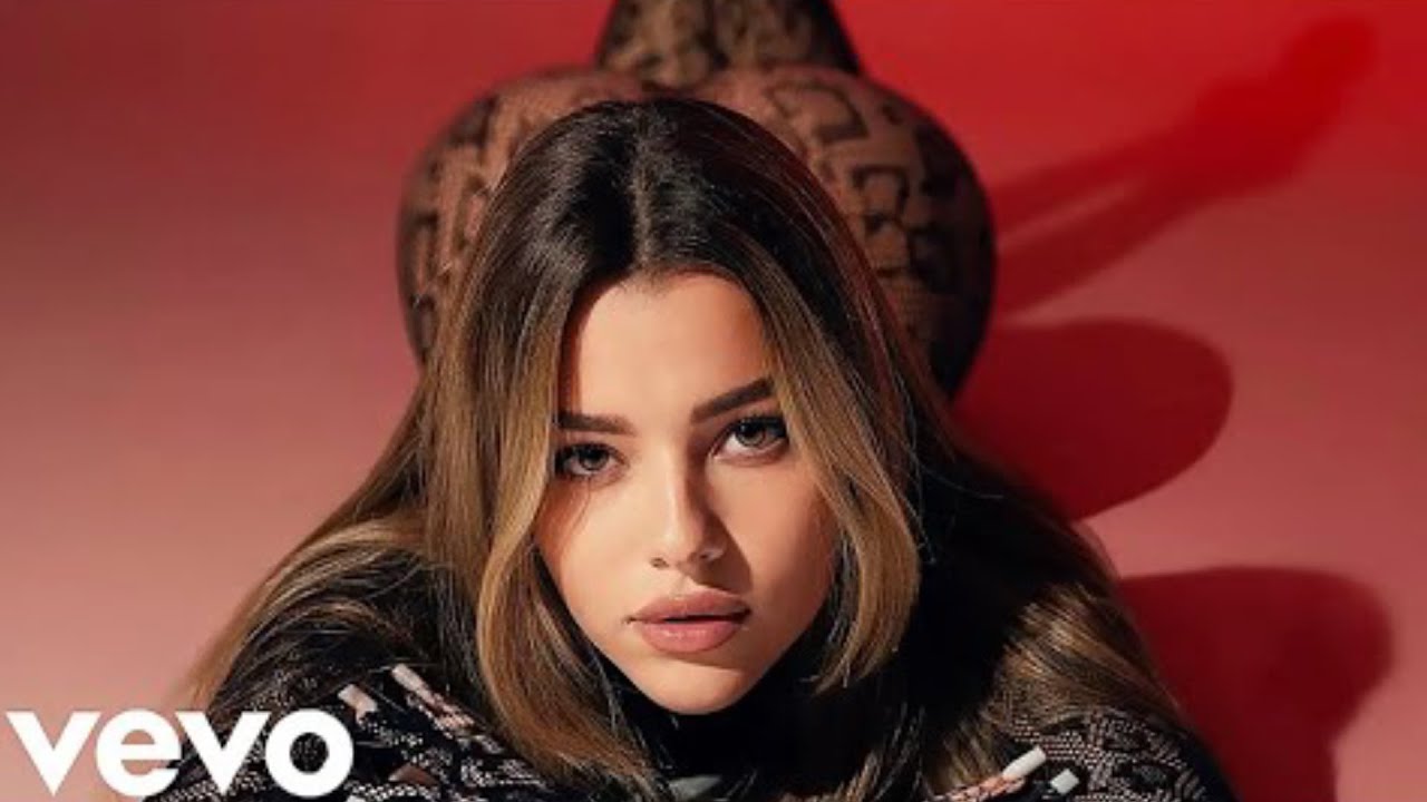 DEELIZE - LooseScrew (Slowed) Bones & Eddy Baker Deep House