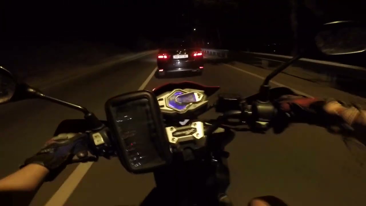Sym Crox 150r and Kawasaki Zx6r / NIGHT RIDE TO TSKHNETI