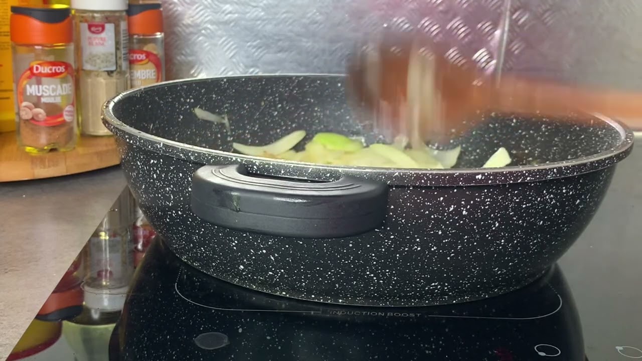 Cuisiner avec moi,la pâte d’oignon ou sauce d’oignon,super délicieux