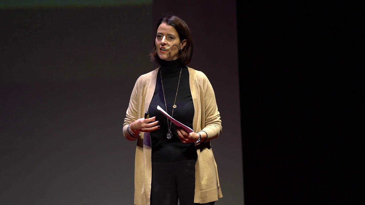 Arta de a eșua | Andreea Roșca | TEDxBaiaMare