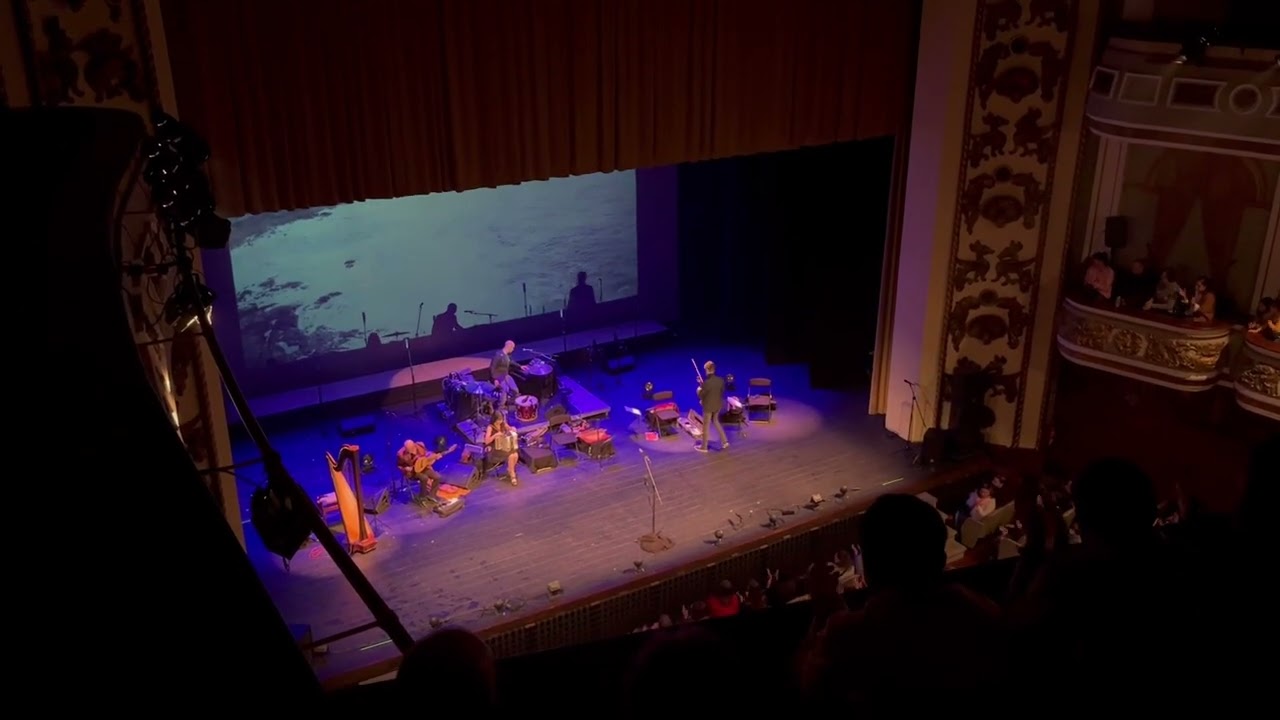 Carlos Núñez en el Teatro Colón (La Coruña) 16/12/2022 (1)
