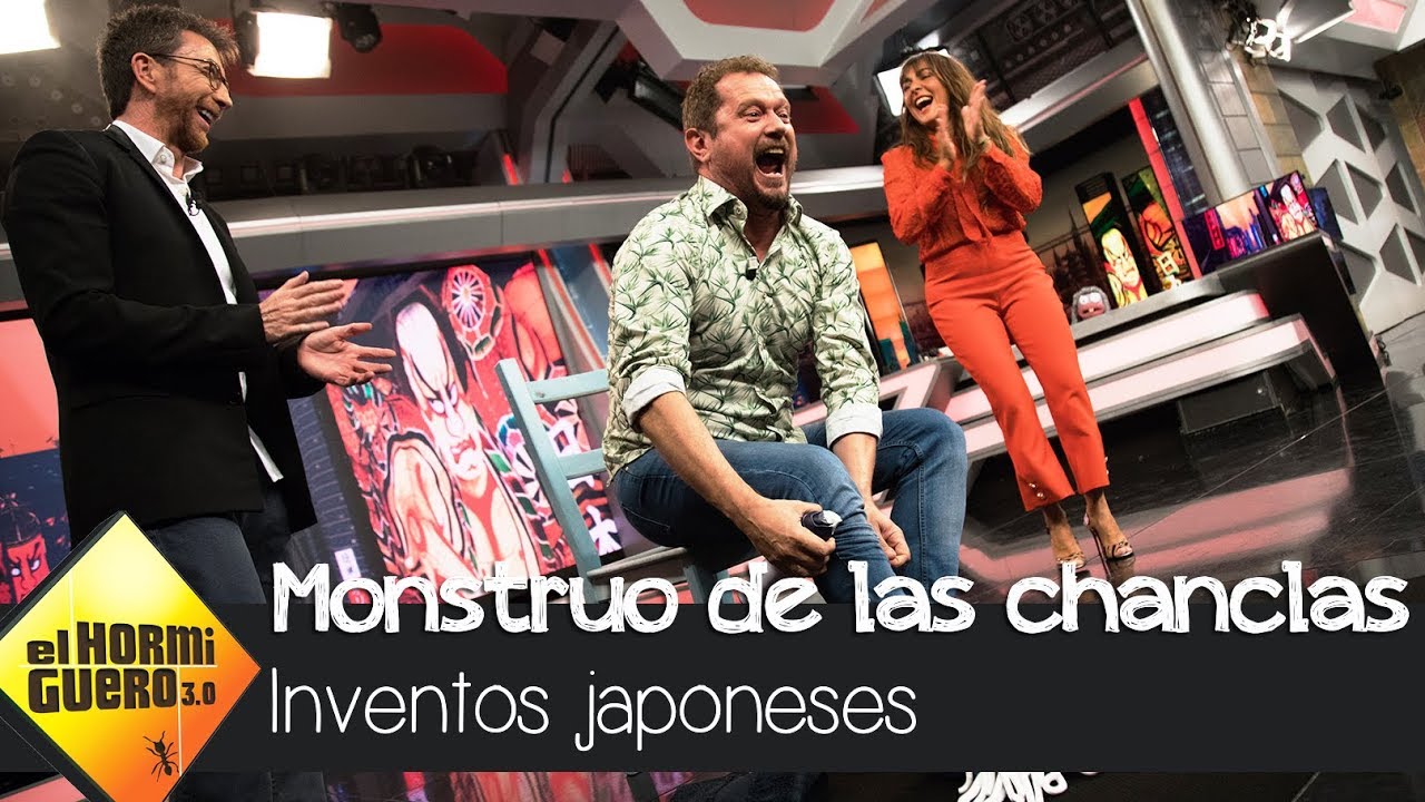 El Monaguillo sorprende con el 'monstruo de las chanclas' - El Hormiguero 3.0