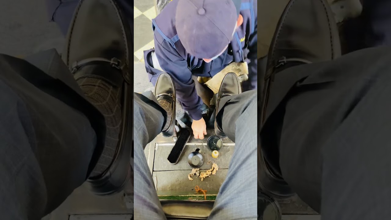 Limpieza de zapatos #lustrador #lustrabotas #shoeshineasmr #shoeshine #shoeshiner #engraxate #boleo 