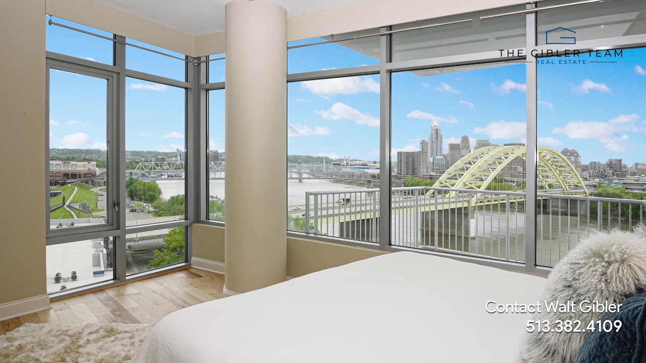 CONDO WITH STUNNING VIEW OF DOWNTOWN CINCINNATI