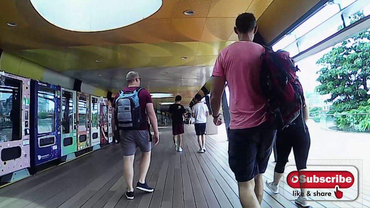 13-minutes walk from Vivocity to Universal Studio Singapore | Sentosa Boardwalk