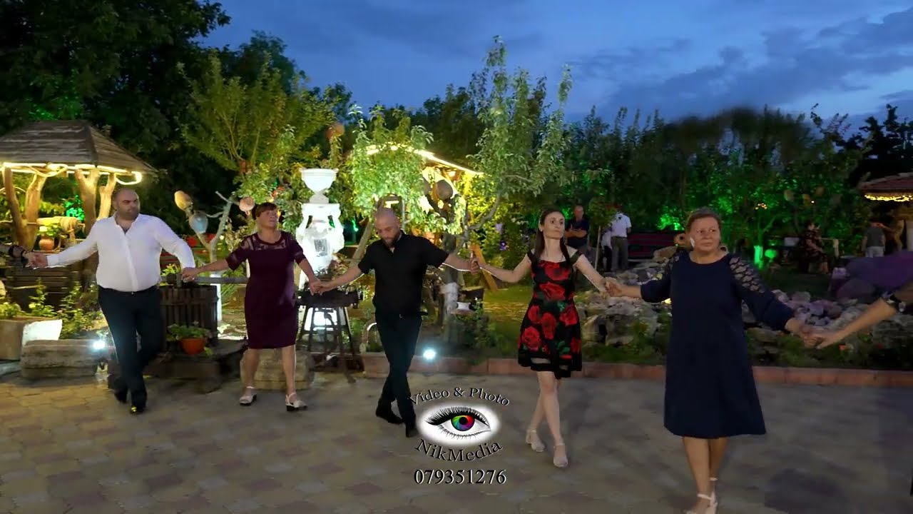 Anișoara Istrati și Lăutarii de la sud cu o suită de melodii