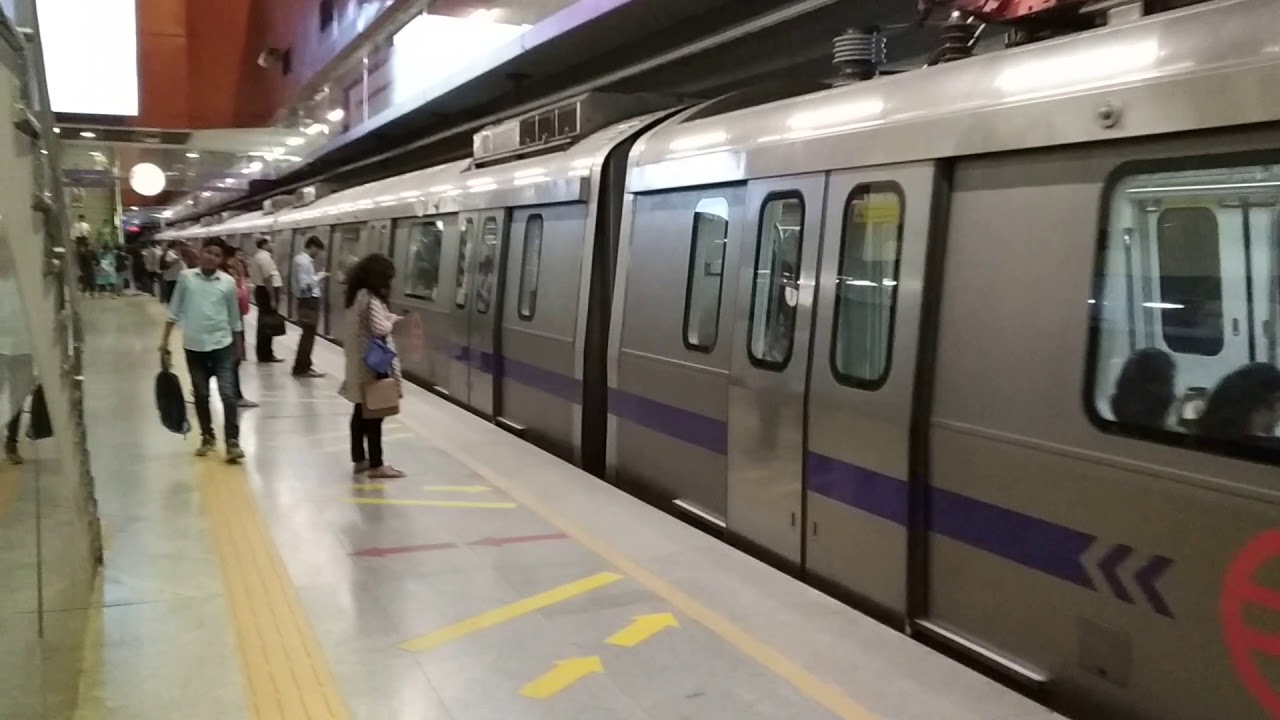 ITO Metro Station