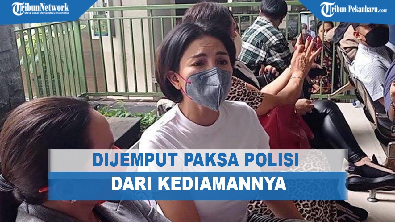 Detik-detik Artis Nikita Mirzani Dijemput Paksa Polisi, Sempat Mangkir Dua Kali