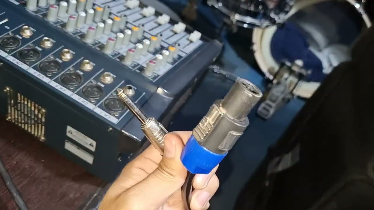 COMO CONECTAR PARLANTES PASIVOS A CONSOLA.