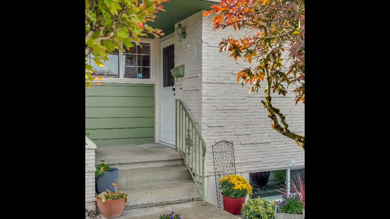 10310 SE Mill Ct, Portland, OR, 97216 home for sale in Cherry Park