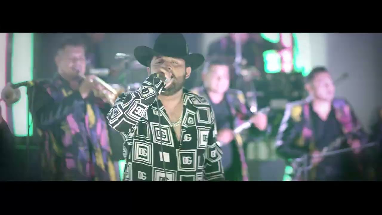 Luis R Conriquez, Banda LR - Los Pajaros [En Vivo 2022]