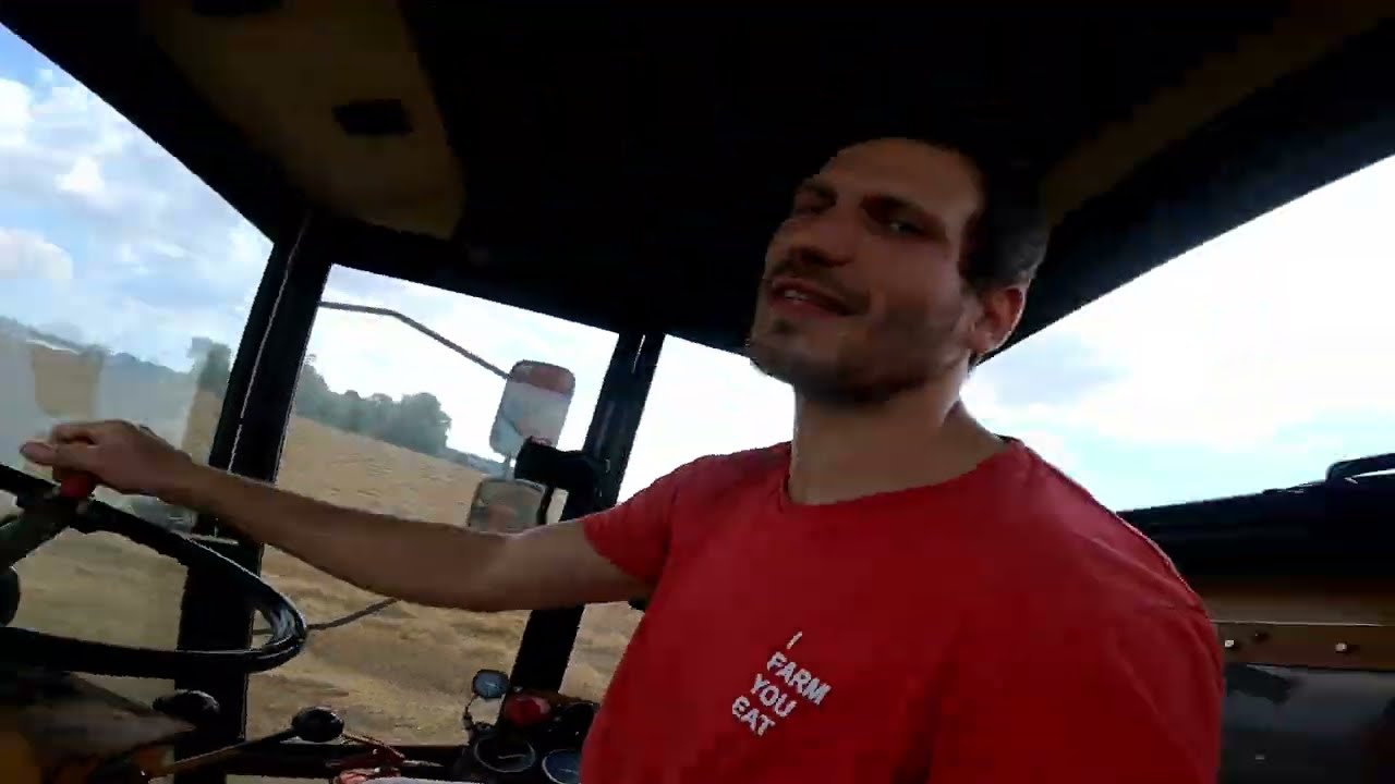 Jak używać skrzyni bieg&oacute;w w kombajnie Bizon Z056 żeby nie zgrzytały biegi - vlog dla widza.
