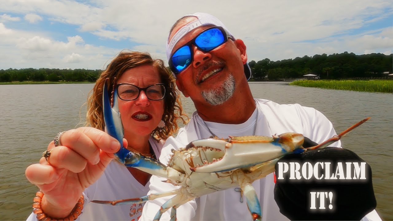 BLUE CRAB CRABBING GOLDEN CRAB Award Goes to... (chicken vs. fish)