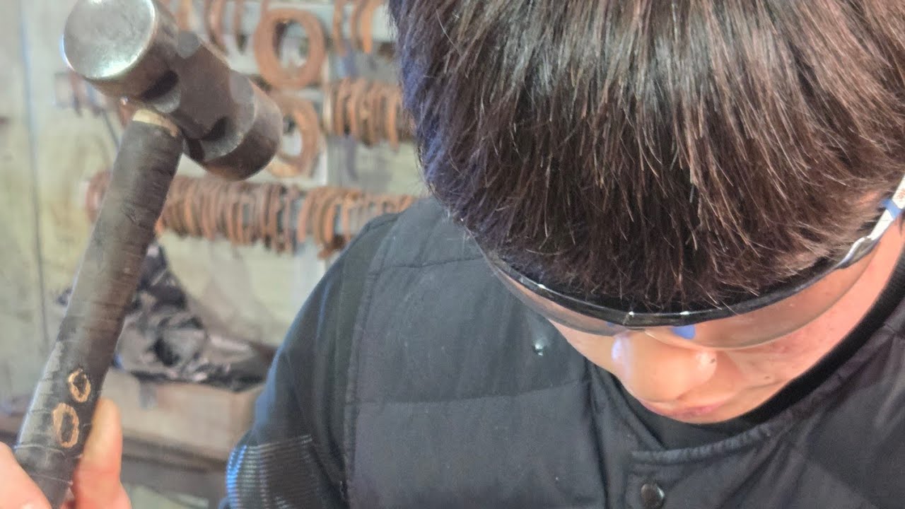 L26-2화  Apprentice Growth Live | Forging Horseshoes from Flat Bar