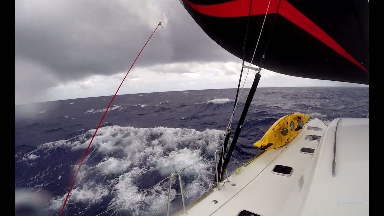 Sailing squalls with the asymetric sail