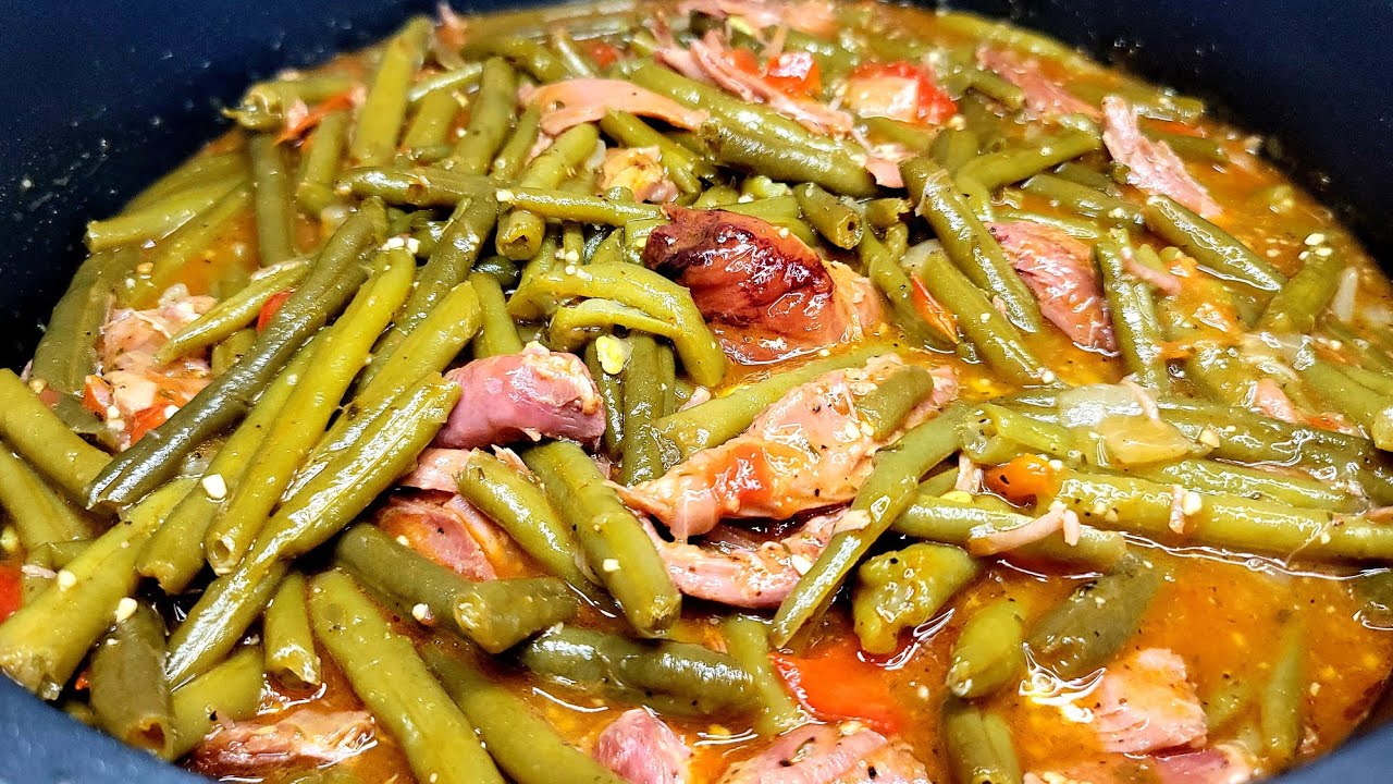 Green beans with smoked turkey | recipe Southern style