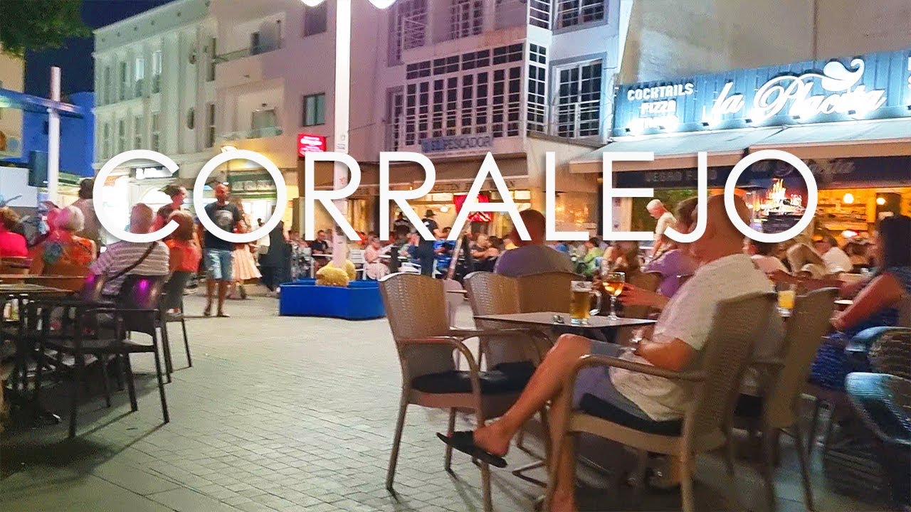 🏝️ CORRALEJO, FUERTEVENTURA: ambiente por la noche
