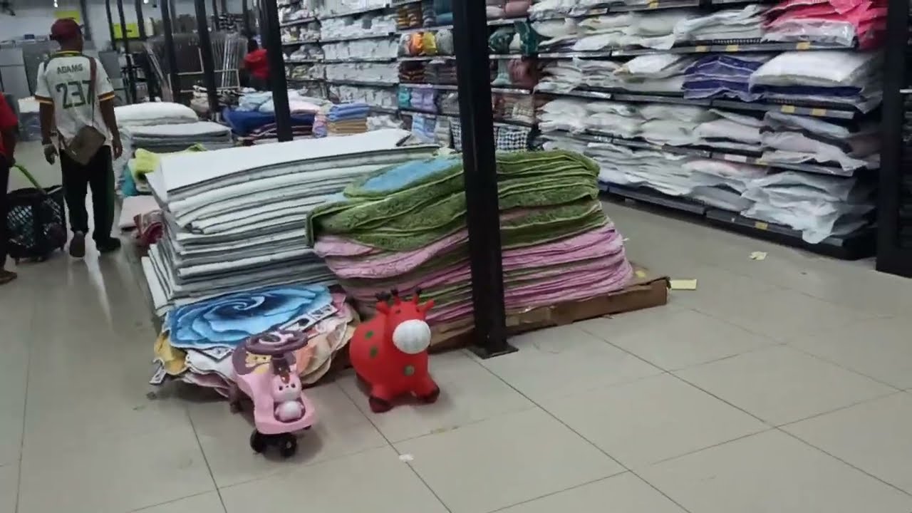 COMMENT LA CHINE CONQUIERT LE MARCH&Eacute; CAMEROUNAIS ?#VlogCameroun