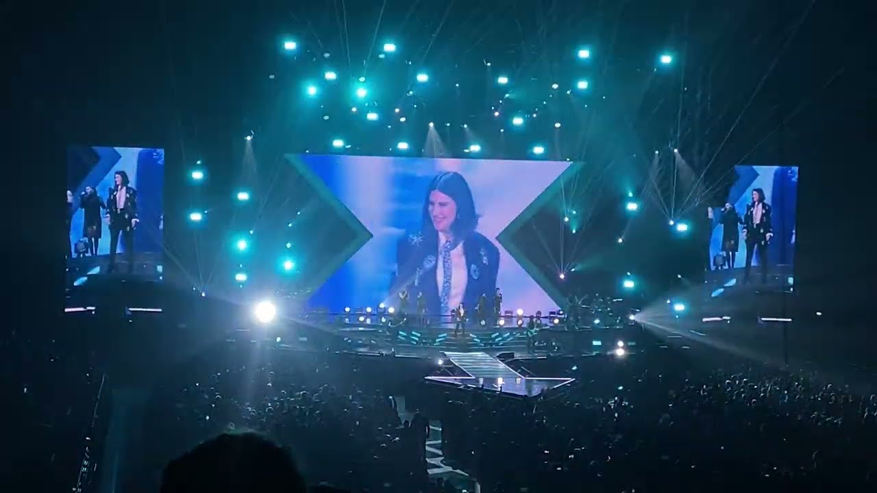 LauraPausini - World Tour 2024 (Paris - 12/02/2024)