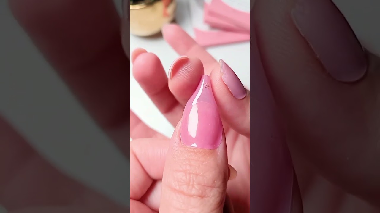 Perfekte Geln&auml;gel zuhause: Schritt-f&uuml;r-Schritt Anleitung #nails #nailart #beautyhacks #gelnails