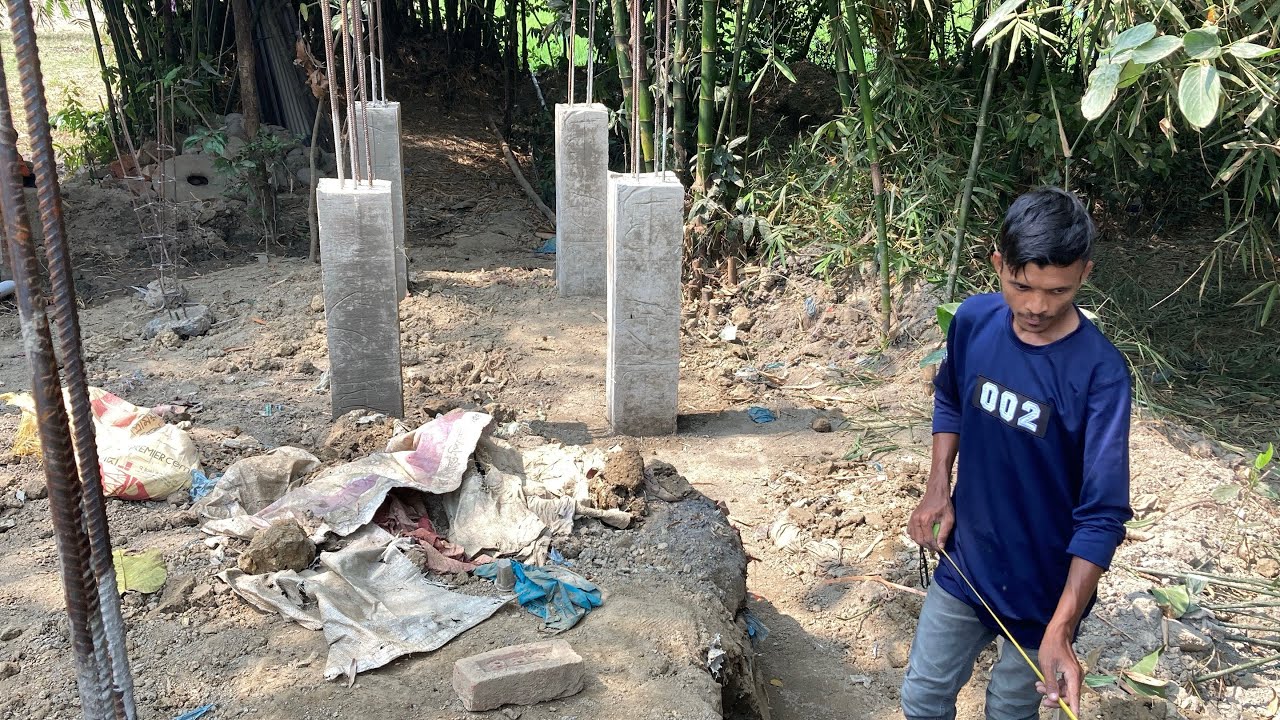ঘরের ওয়াল এর কাজ শুরু হয়েছে