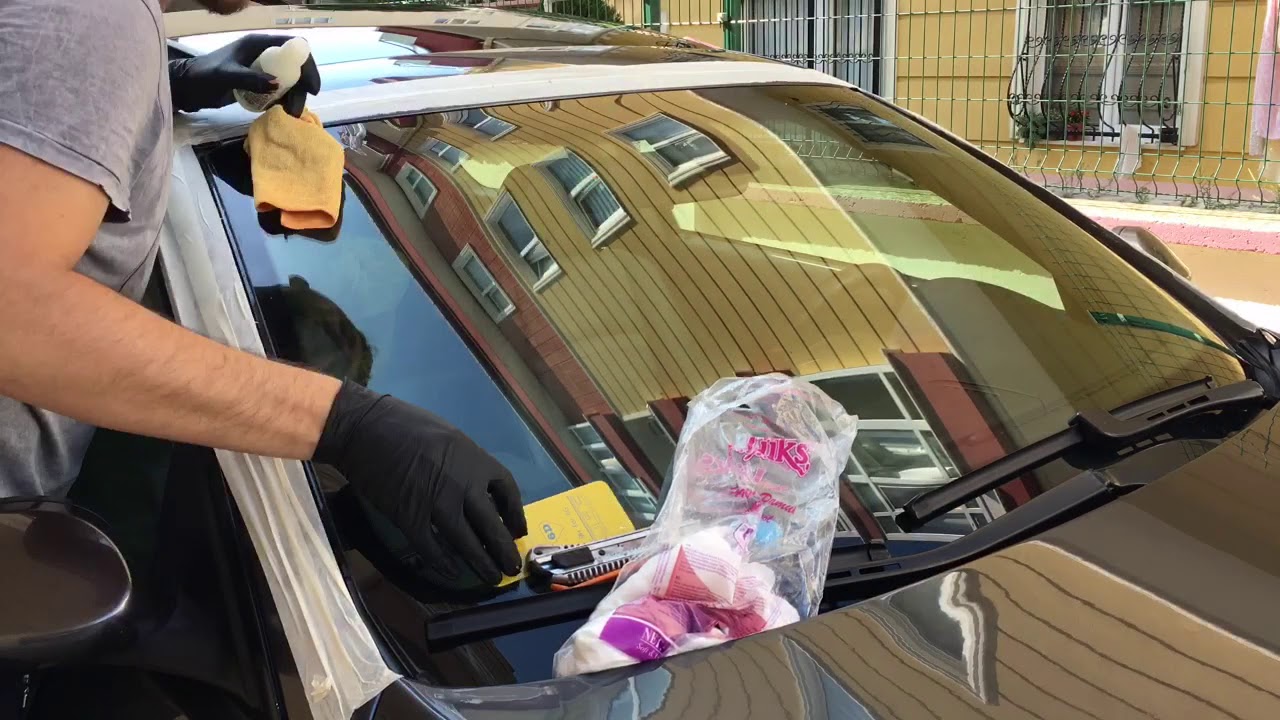 Bmw E92 Ön Cam Fitili Değişimi