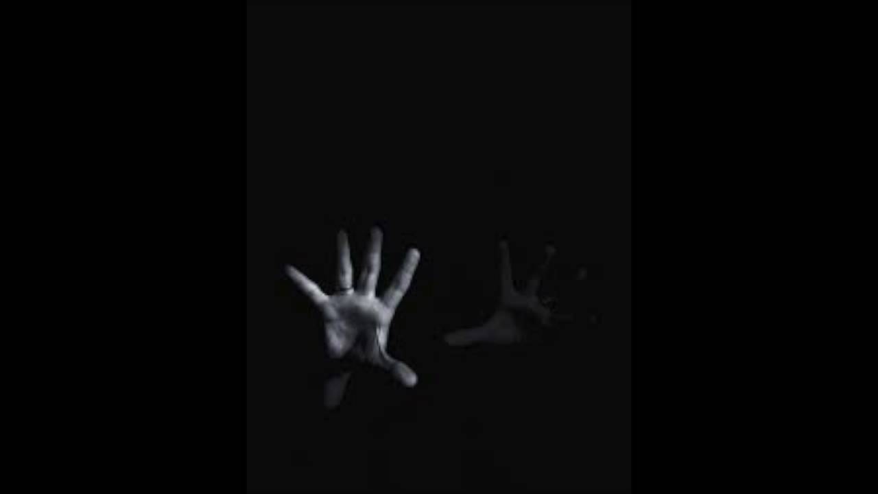 Chris Summers - In the Darkness