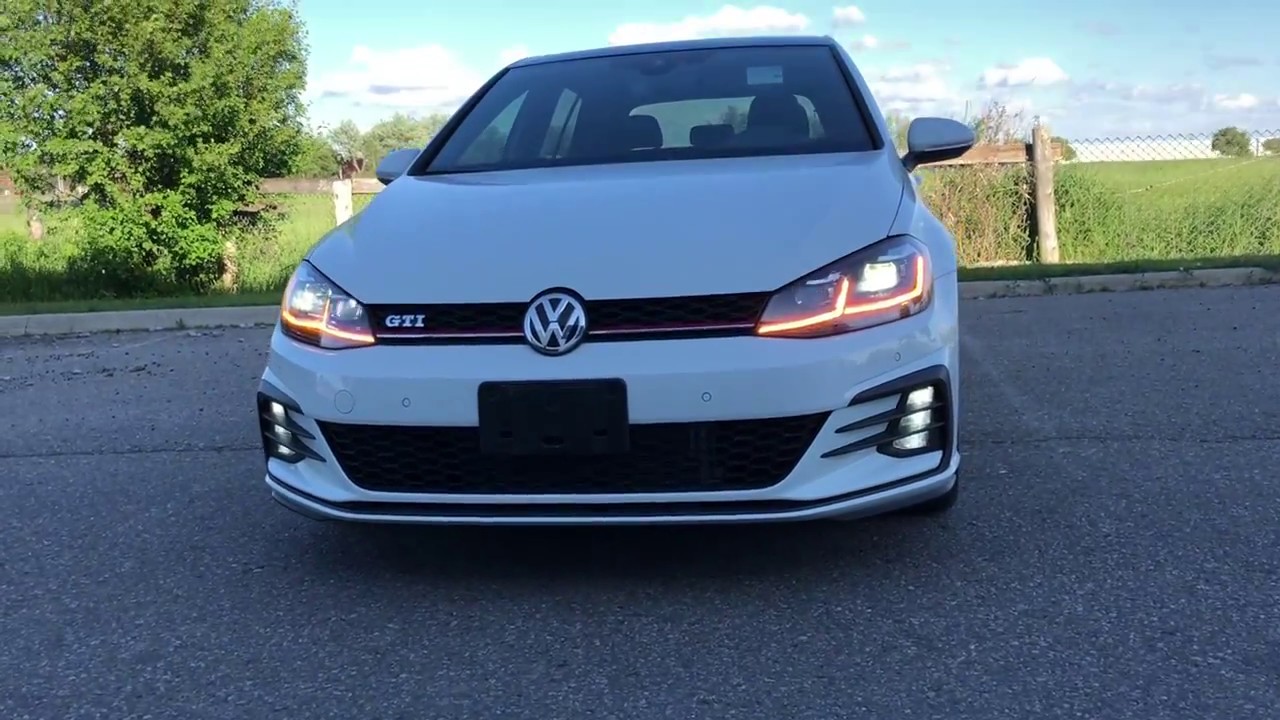 2018 Volkswagen GTI Autobahn in Pure White