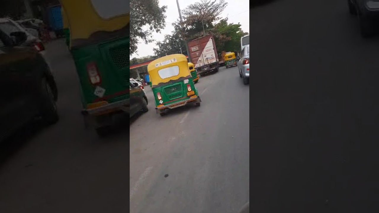 dekhiye kiya hal hogya h gadi ka