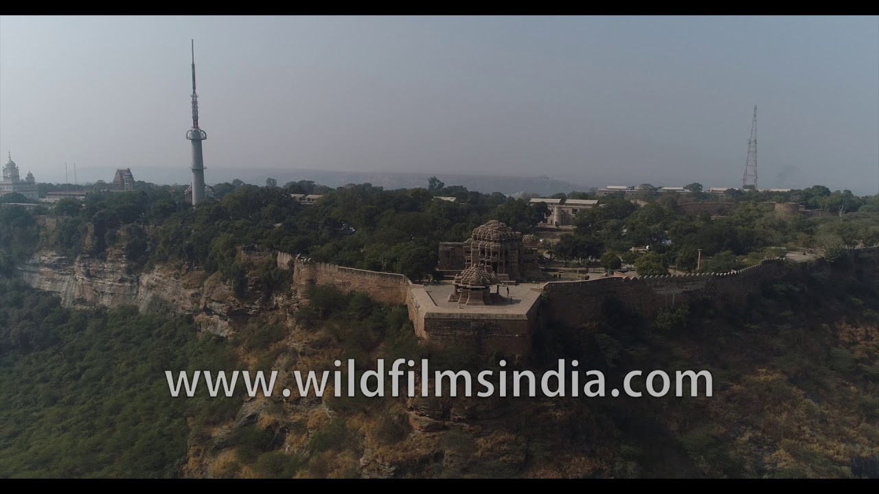 Sas Bahu temple in Gwalior is dedicated to Lord Vishnu by the King Mahipala