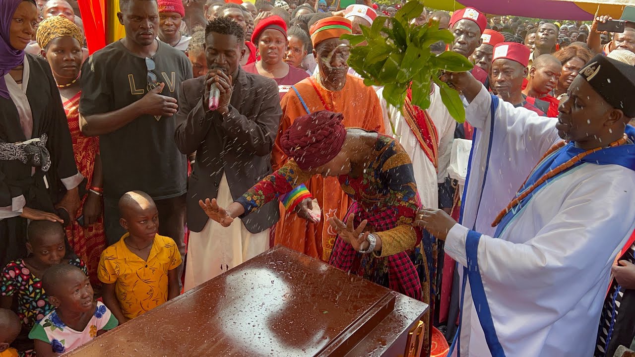 Finally!!! Baby Deo Aziikidwa Bitibwa wakati mumisambwa mayembe ne mizimu