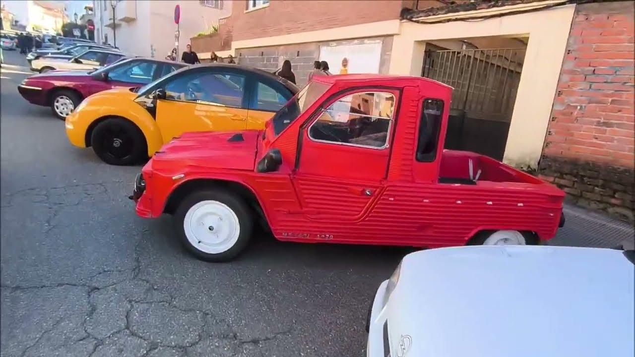 Concentración de 250 VEHÍCULOS CLÁSICOS en Jarandilla de la Vera (Cáceres)