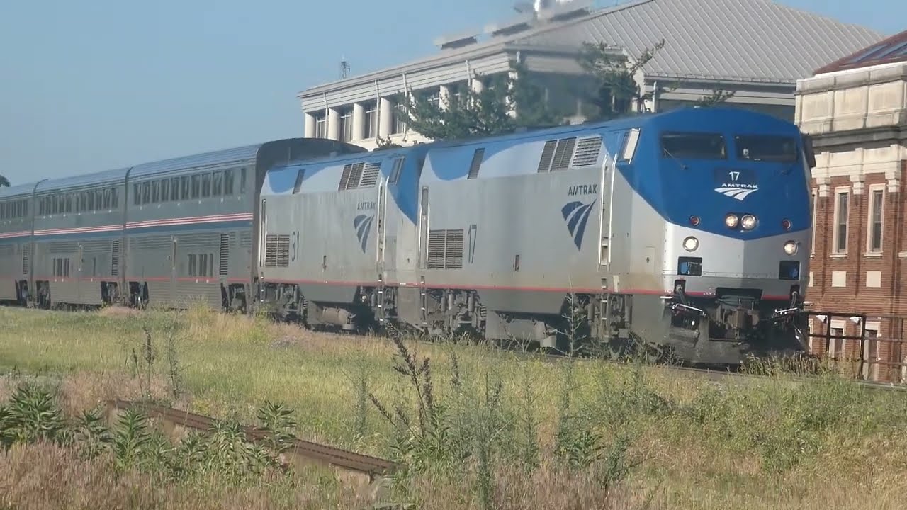 Amtrak - City of New Orleans - GE Genesis P42DCs (17 & 31) - 1 HOUR/30 MINUTES LATE!
