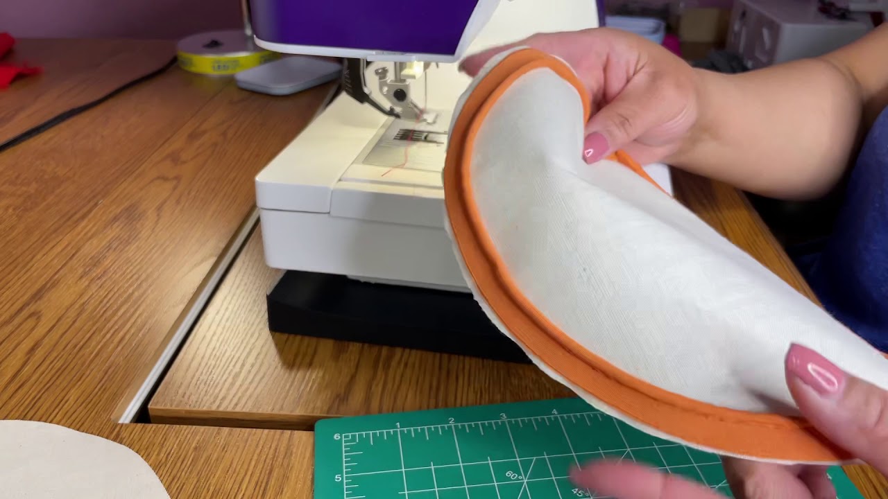 Finish piping in the round. The Round Bag piping tutorial.
