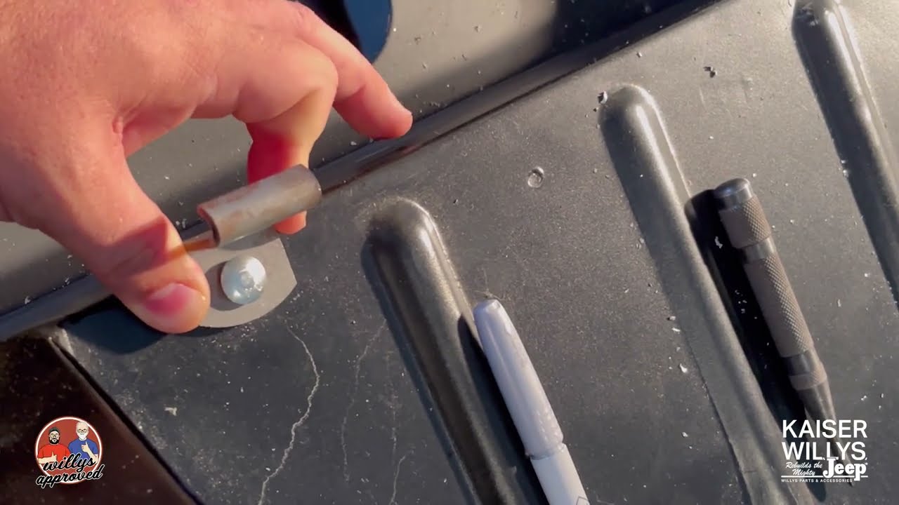 Willys Jeep How To: Fuel Tank Install