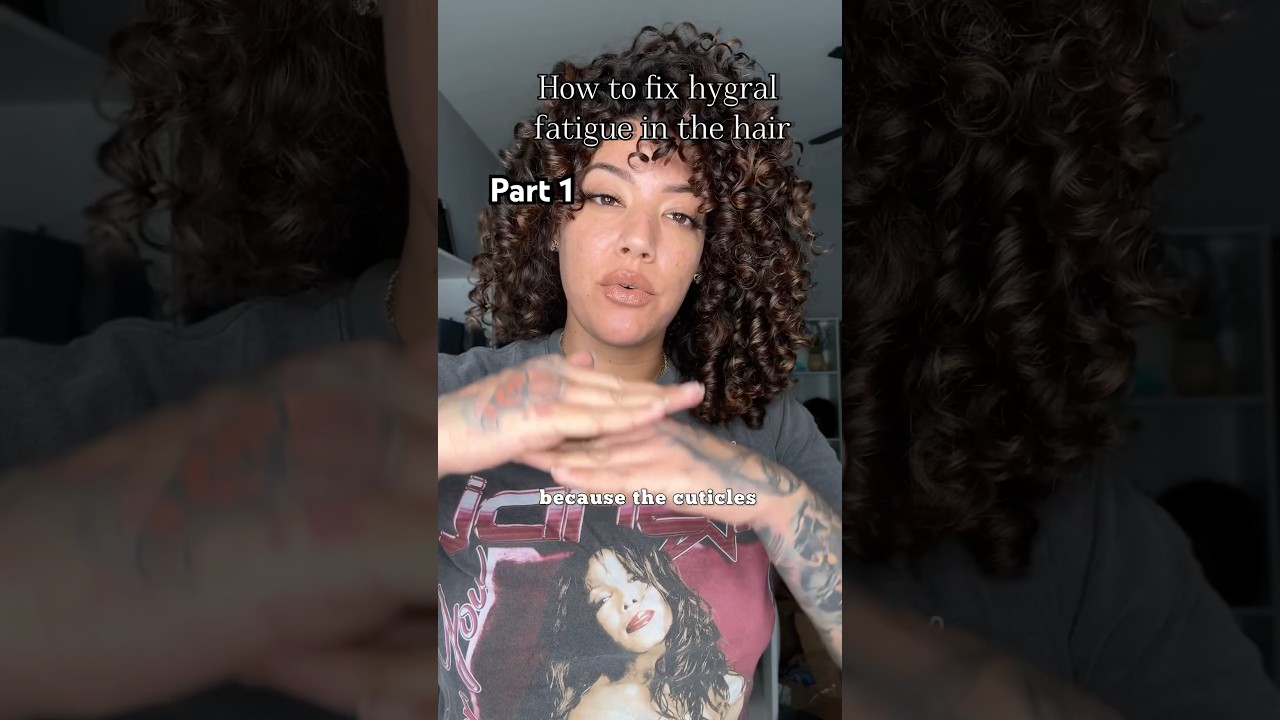 Signs of Water Damage in Your Hair #frizzyhair #hairdamage #curlyhair