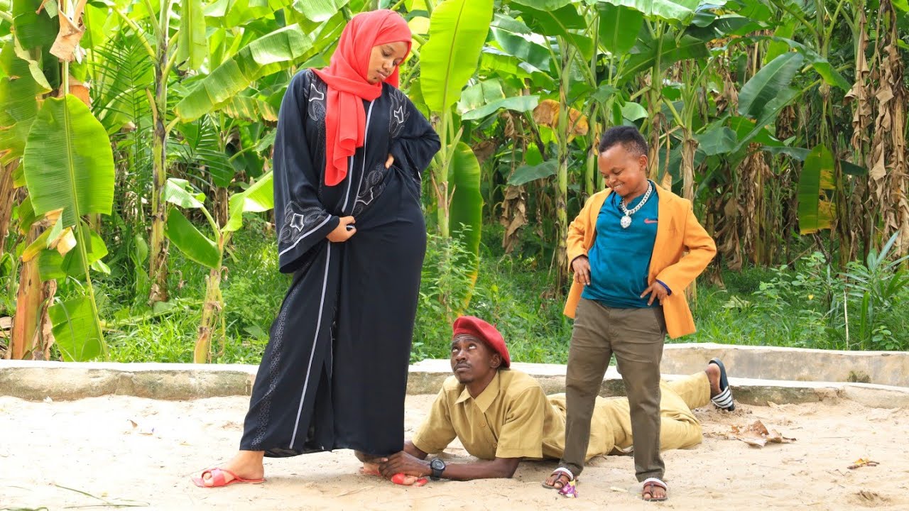 NDARO AMCHANA MCHUNGAJI WAKE DAH