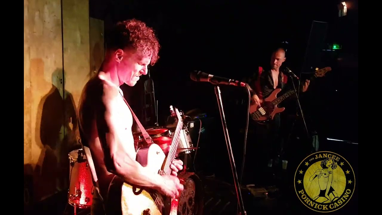 The Jancee Pornick Casino  🔊   Cirque Électrique 📅 30 avril 2023 🔊 Punk n Freaks