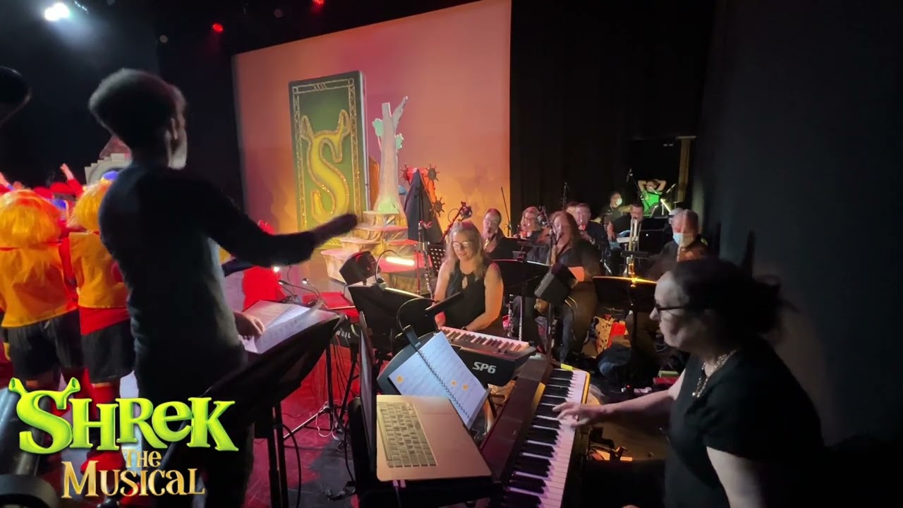 Highlights from Shrek The Musical (Pit Cam)