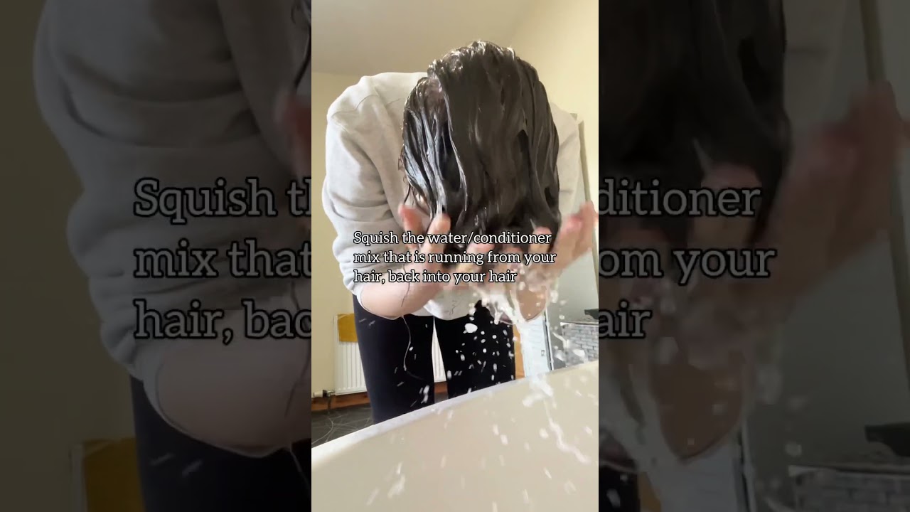 How to properly shampoo and condition curly hair - squish to condish #curlyhairroutine #hairwashing
