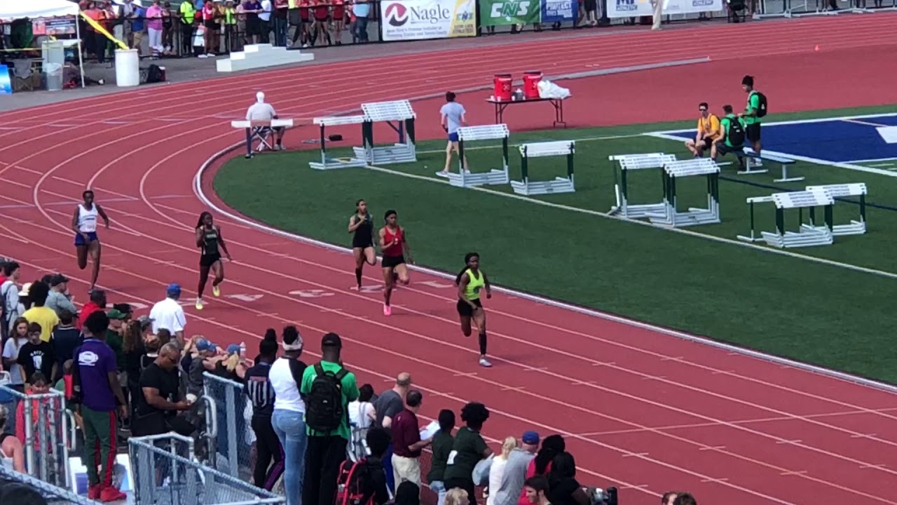 Lanae Tava Thomas State Champs 2018  200m Girls Trials