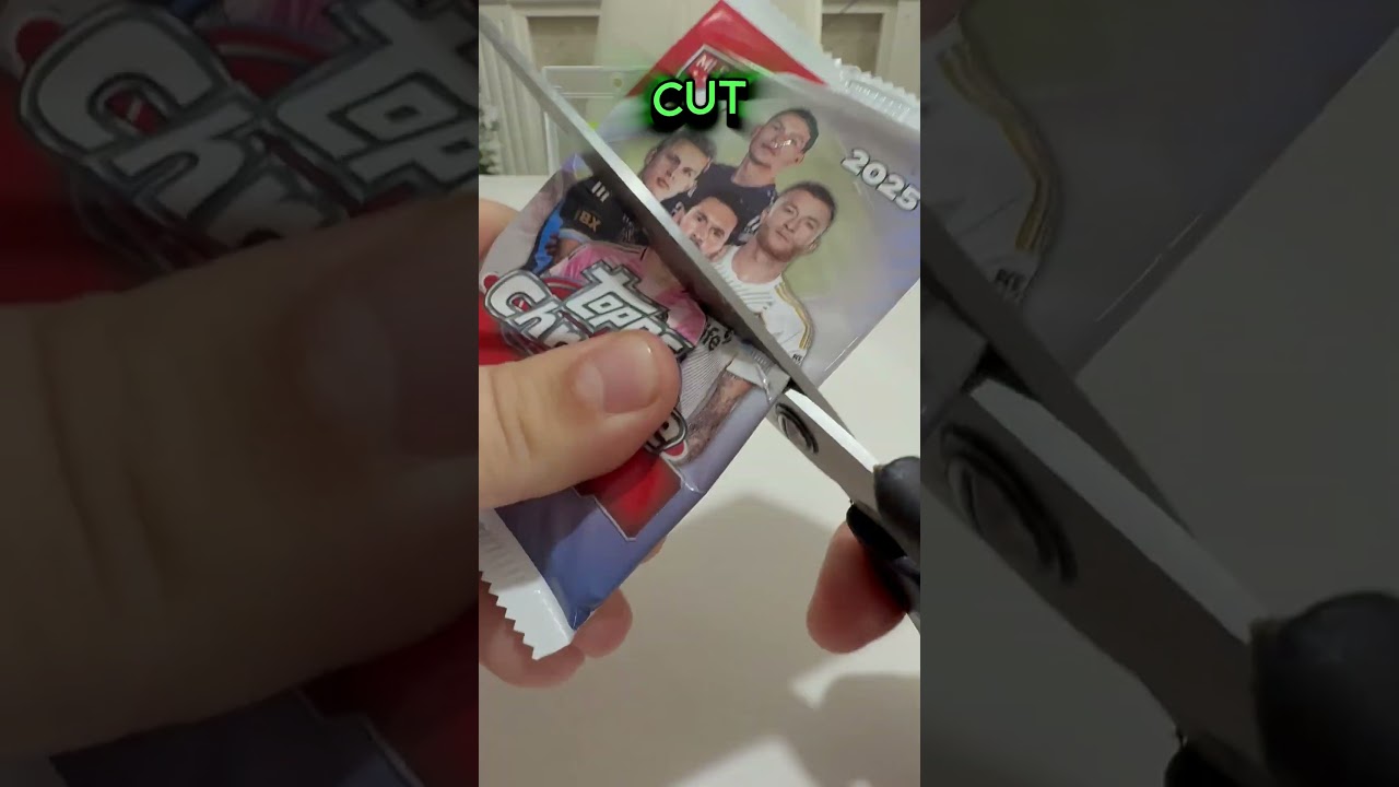 This MLS pack opening got &ldquo;Messi&rdquo;#toppsChrome #tradingcards #packopening