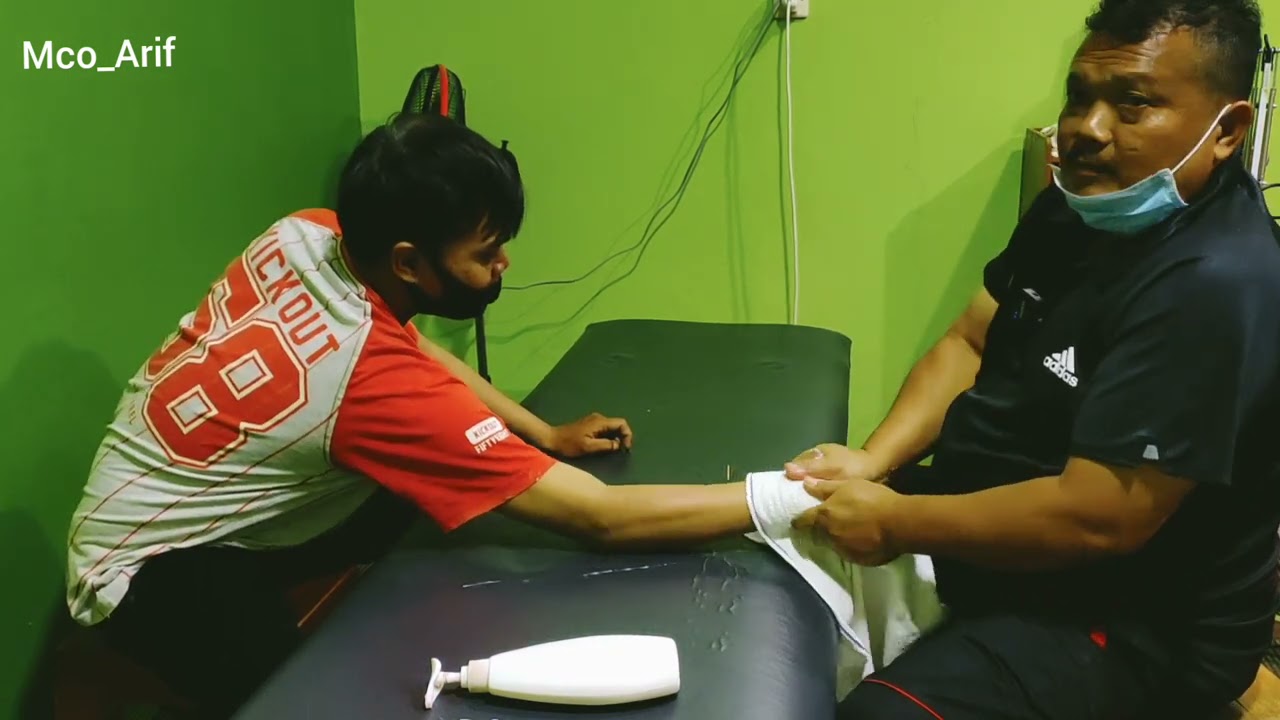 Kesalahan pijit Pergelangan tangan Menahun dari solo