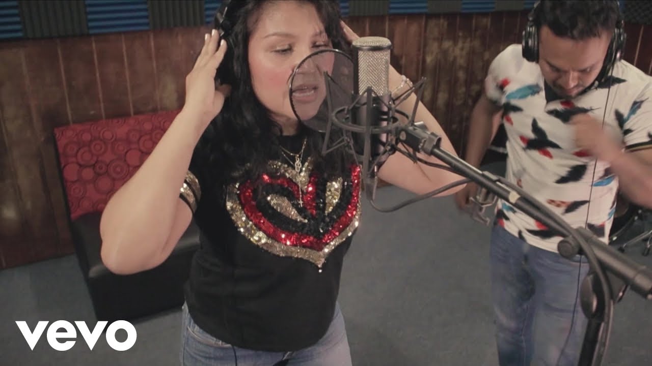Juanito y Su Grupo Innovación - Ódiame ft. Yrina