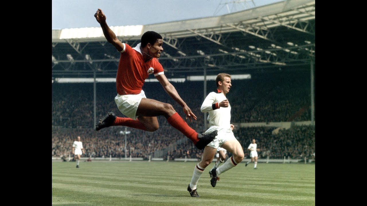 Tributo a Eusébio - O Pantera Negra (1942-2014)